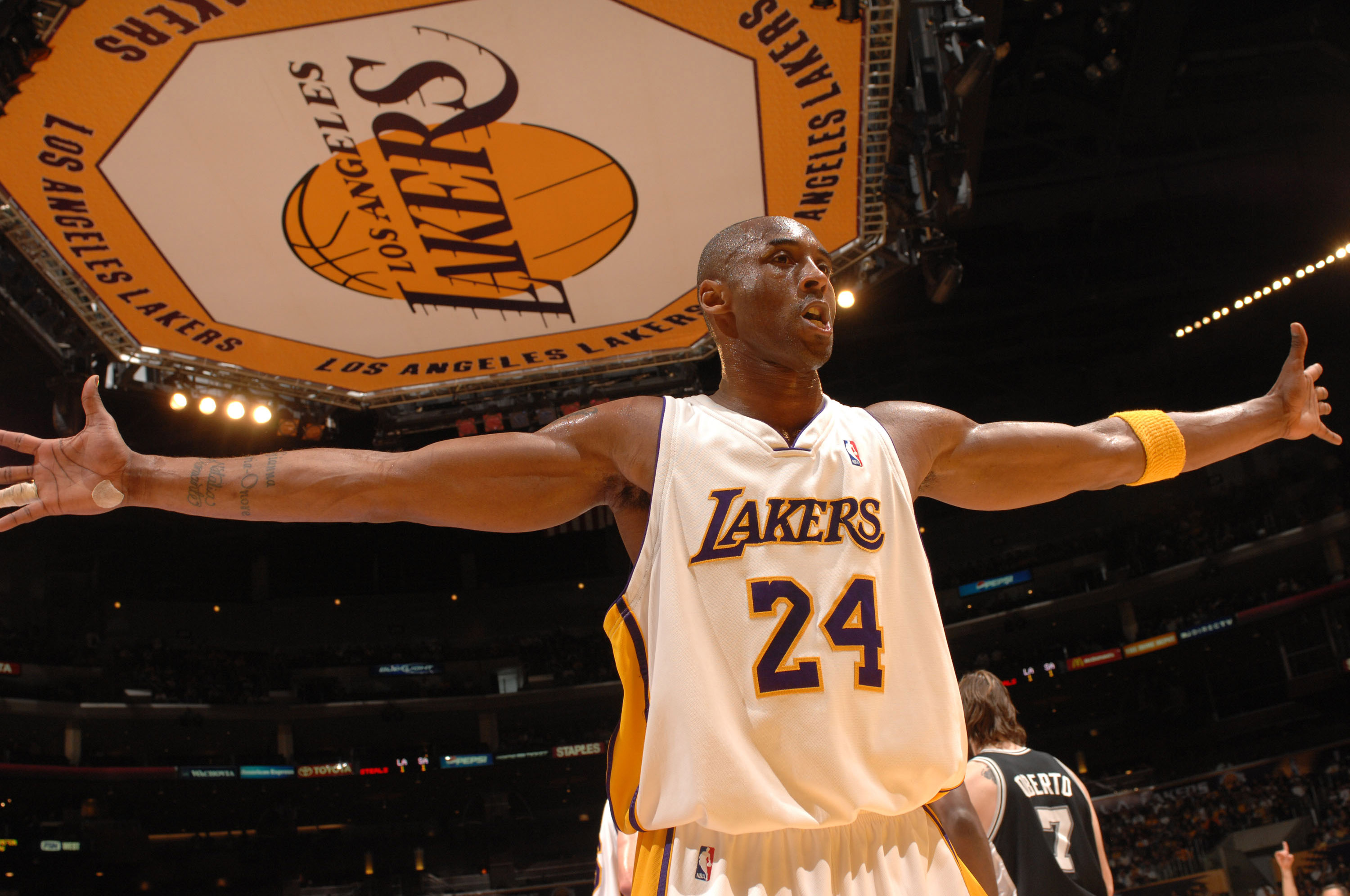 欧的基础薪 欧的基础薪