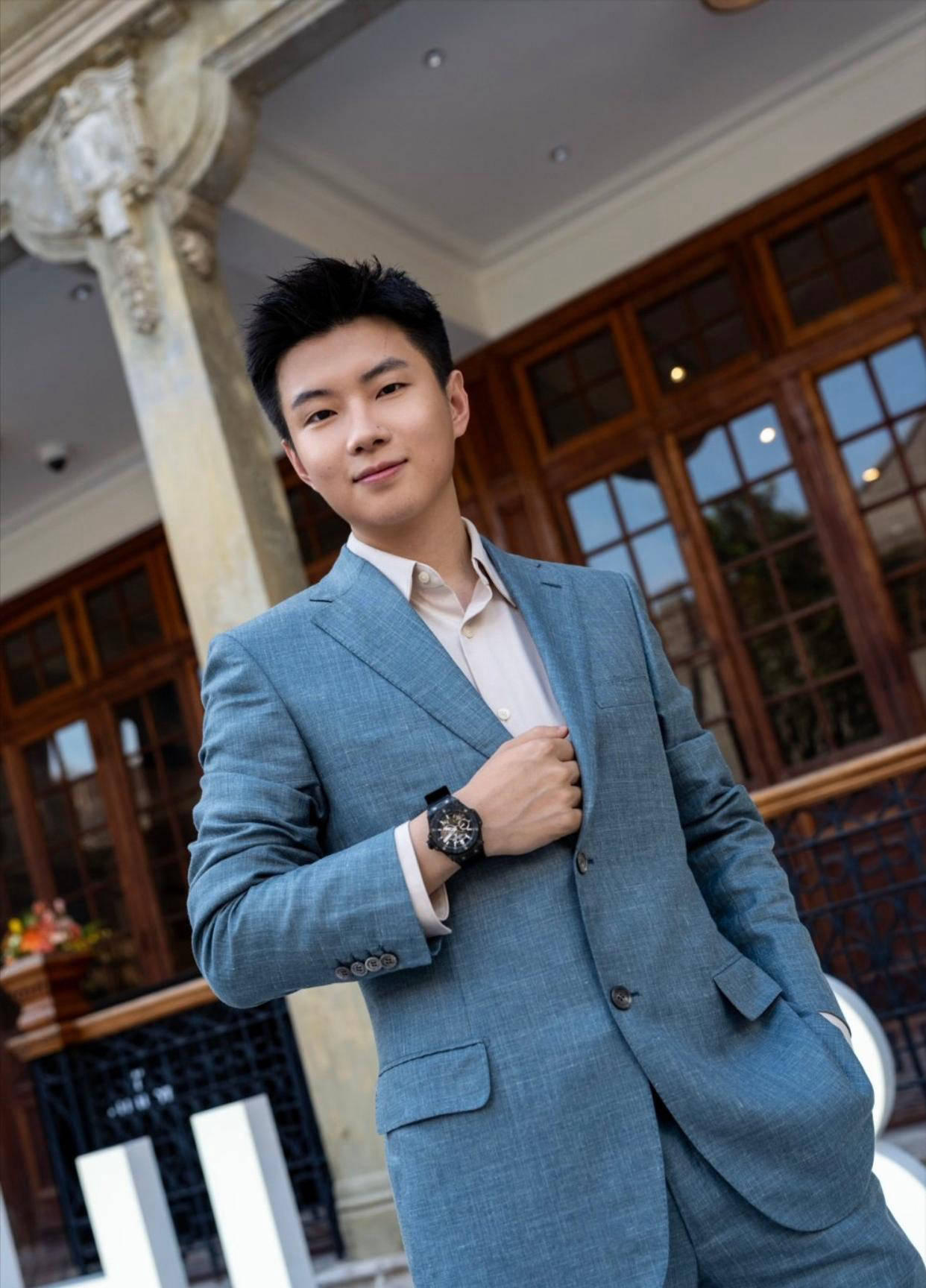 西年轻球员 西年轻球员